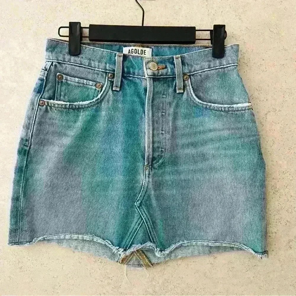 AGOLDE WOMENS QUINN HIGH RISE DISTRESSED DENIM MINI SKIRT MEDIUM WASH SIZE 25 - Picture 1 of 7